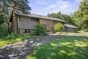 565 Lakota Ln, Chaska, MN 55318 - Photo 1