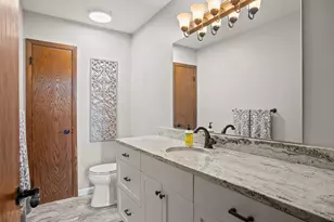565 Lakota Ln, Chaska, MN 55318 - Photo 29