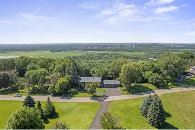 565 Lakota Lane, Chaska, MN 55318 - Photo 7