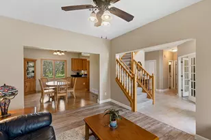 10053 Raleigh Ct, Woodbury, MN 55129 - Photo 7