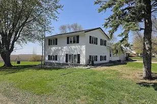 1107 4th St NW, Clara City, MN 56222 - Photo 15
