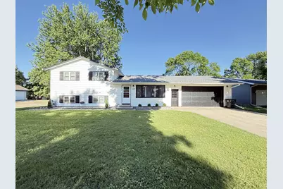 1107 4th Street NW, Clara City, MN 56222 - Photo 3