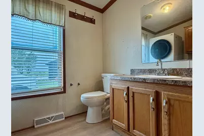 27229 State Highway 264, Worthington, MN 56187 - Photo 21