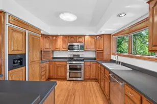 4929 West Ln, Minnetonka, MN 55345 - Photo 11