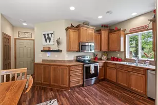 837 Boldt St, Chaska, MN 55318 - Photo 17