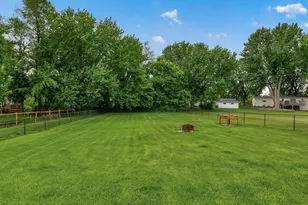 837 Boldt St, Chaska, MN 55318 - Photo 17