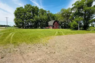 17455 55th St NE, Foley, MN 56329 - Photo 3
