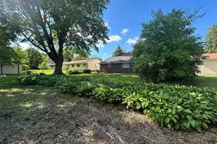 216 8th Ave SE, Waseca, MN 56093 - Photo 7
