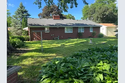 216 8th Avenue SE, Waseca, MN 56093 - Photo 5