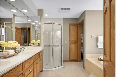 7628 Auto Club Circle, Bloomington, MN 55438 - Photo 25