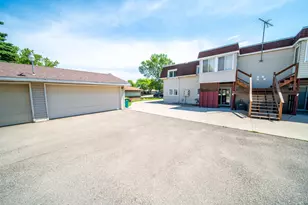 1815 Lakewood Ave, Albert Lea, MN 56007 - Photo 33