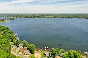 21389 Iverson Ave N, Forest Lake, MN 55025 - Photo 17