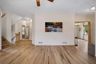11585 Laketowne View, Albertville, MN 55301 - Photo 15