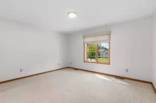 17432 Tessmer Ct, Eden Prairie, MN 55347 - Photo 21