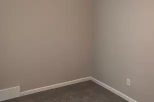 1050 Wilson Ave, Saint Paul, MN 55106 - Photo 11