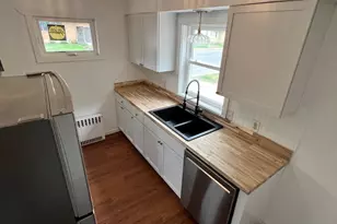 2401 7th Ave E, Hibbing, MN 55746 - Photo 17