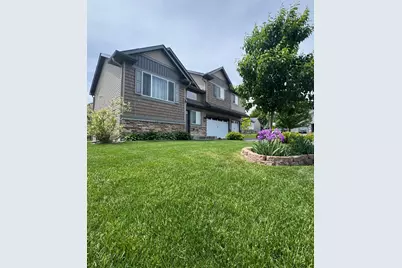 299 Krause Avenue W, Delano, MN 55328 - Photo 1