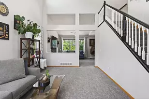3351 N View Ln, Woodbury, MN 55125 - Photo 7
