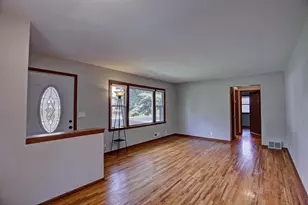 6830 Toledo Ave N, Brooklyn Center, MN 55429 - Photo 7
