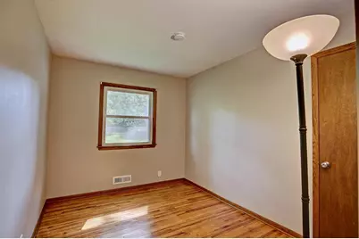 6830 Toledo Avenue N, Brooklyn Center, MN 55429 - Photo 15