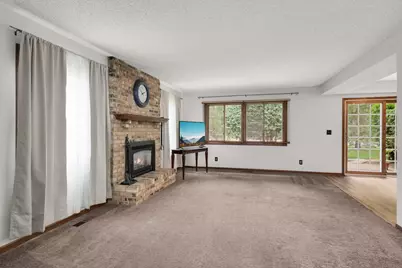 7111 Robinwood Bay, Woodbury, MN 55125 - Photo 5