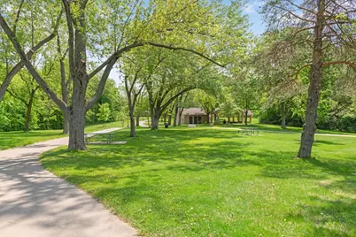 7111 Robinwood Bay, Woodbury, MN 55125 - Photo 31