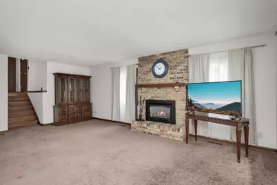 7111 Robinwood Bay, Woodbury, MN 55125 - Photo 7