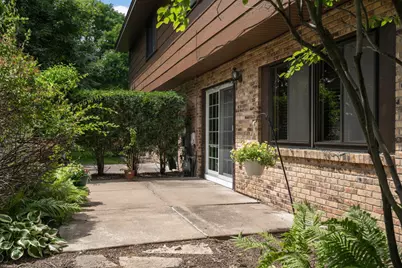 7111 Robinwood Bay, Woodbury, MN 55125 - Photo 27