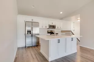 1453 69th Ave S, Fargo, ND 58104 - Photo 9