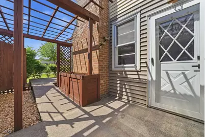 761 Nevada Avenue E, Saint Paul, MN 55106 - Photo 27