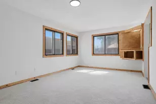 761 Nevada Ave E, Saint Paul, MN 55106 - Photo 9