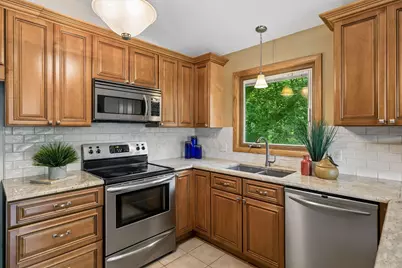 7240 Ticonderoga Trail, Eden Prairie, MN 55346 - Photo 17