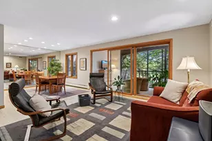 6051 Laurel Ave, Golden Valley, MN 55416 - Photo 9