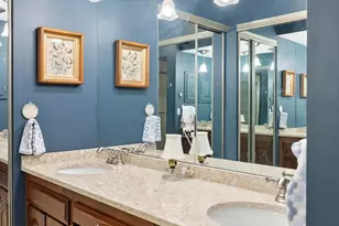 7250 Lewis Ridge Pkwy, Edina, MN 55439 - Photo 15