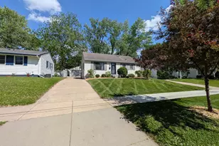 654 36th Ave NW, Rochester, MN 55901 - Photo 1