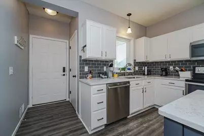 20591 Keystone Avenue, Lakeville, MN 55044 - Photo 3