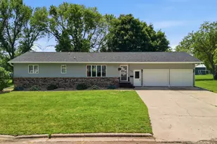 122 Martin St E, Lewisville, MN 56060 - Photo 35