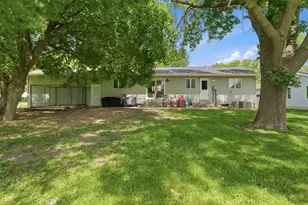 122 Martin St E, Lewisville, MN 56060 - Photo 5