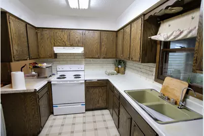 251 20th Avenue N, Hopkins, MN 55343 - Photo 5