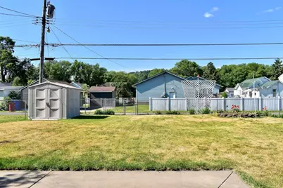 501 E Howard (10th) Street, Winona, MN 55987 - Photo 27