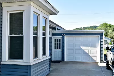 501 E Howard (10th) Street, Winona, MN 55987 - Photo 29