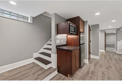 1843 Wellesley Avenue, Saint Paul, MN 55105 - Photo 9