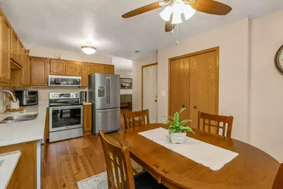 372 Gironde Court, Woodbury, MN 55125 - Photo 13