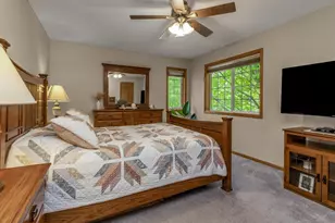372 Gironde Ct, Woodbury, MN 55125 - Photo 19