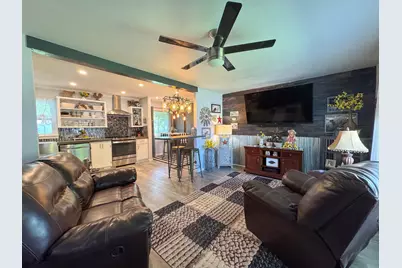 1231 N Baird Avenue, Fergus Falls, MN 56537 - Photo 5