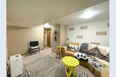 1231 N Baird Avenue, Fergus Falls, MN 56537 - Photo 21
