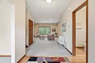 7117 Oakridge Trail, Shakopee, MN 55379 - Photo 9