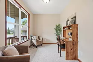 7117 Oakridge Trail, Shakopee, MN 55379 - Photo 11