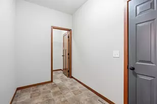 7117 Oakridge Trail, Shakopee, MN 55379 - Photo 27