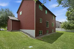 7117 Oakridge Trail, Shakopee, MN 55379 - Photo 7